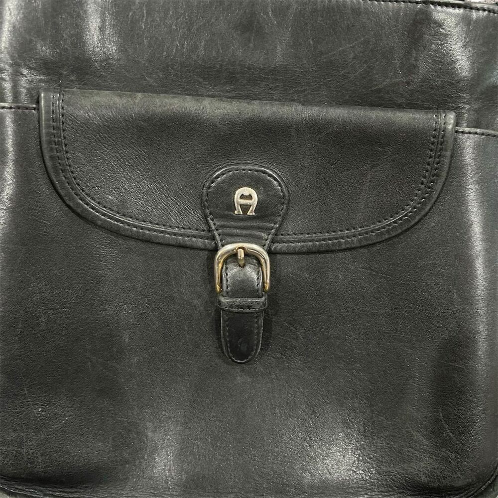 Etienne Aigner Vintage Black Leather Pouch Shoulder Bag Flap Buckle Casual​ - Picture 3 of 10